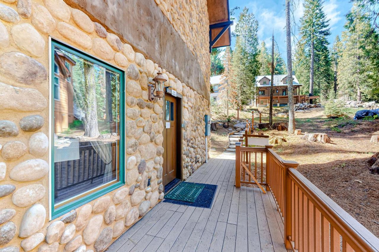 Oso Lodge Unit B 西优胜美地 外观 照片